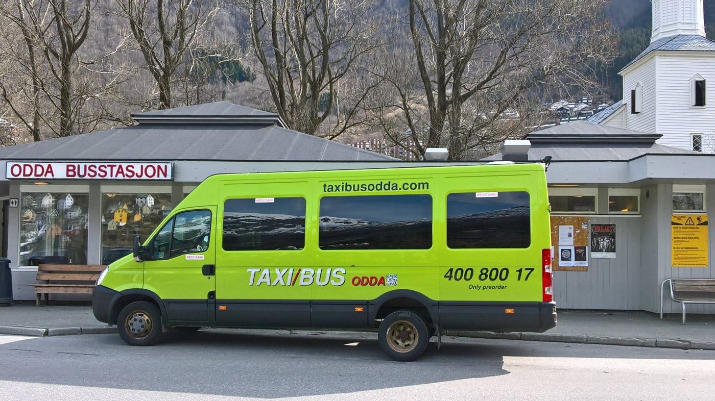 Iveco Daily Van, 16 seats